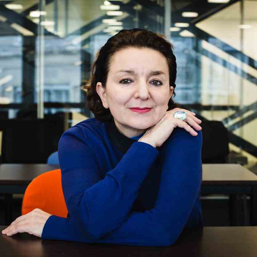 评《冷亲密》：这届“新中产”的自省与过度自省-4