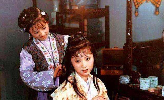 红楼梦:黛玉和宝钗谁更受欢迎?你看看书中人的评价便一目了然-3 红楼梦:黛玉和宝钗谁更受欢迎?你看看书中人的评价便一目了然-3