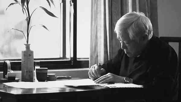 2024年,这些离开的文学大家曾为我们审视时代-4 2024年,这些离开的文学大家曾为我们审视时代-4