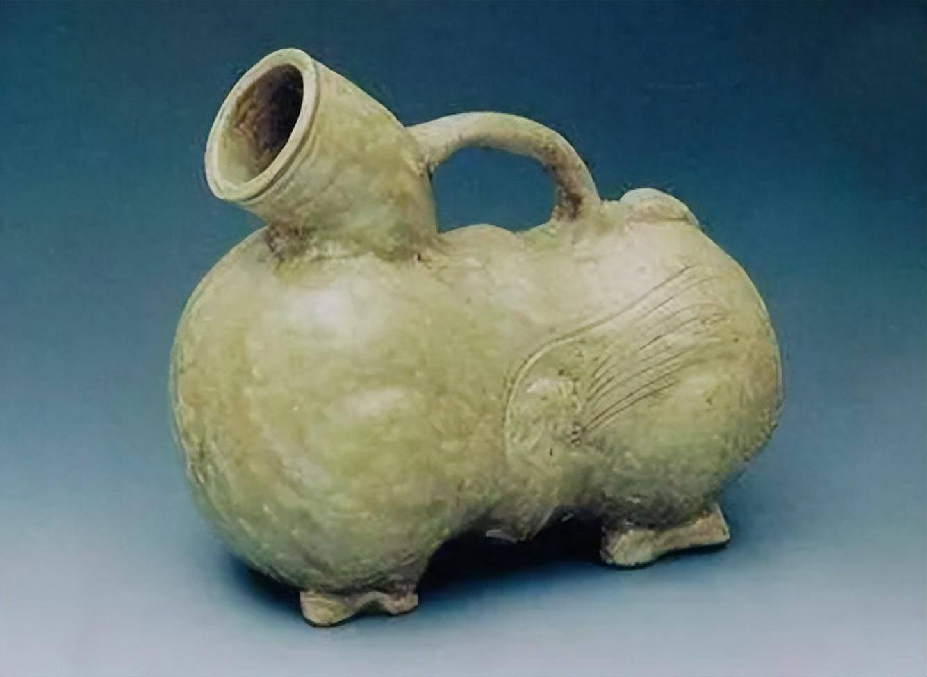 古代“夜壶”口那么小,女人怎么用?看完瞬间明白了,古人真聪明-1 古代“夜壶”口那么小,女人怎么用?看完瞬间明白了,古人真聪明-1